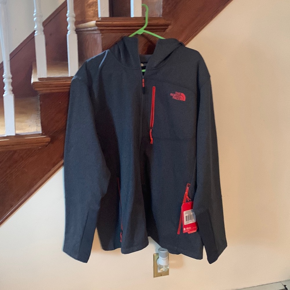 Men’s NorthFace Hoodie